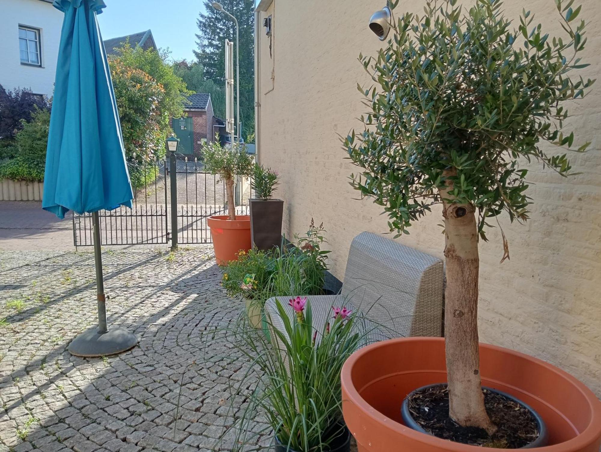Bnb Het Geluk Van Limburg Mechelen Kültér fotó
